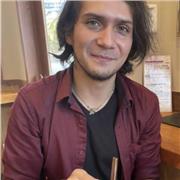 Matemáticas, física, química, inglés, alemán, japonés. Tengo la habilidad de enseñar todas estas materias e incluso de combinarlas (de ser necesario, puedo enseñar las ciencias en inglés)